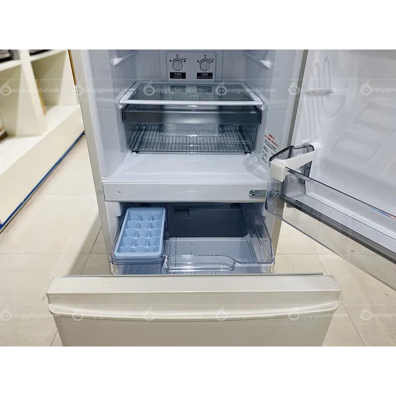 Tủ lạnh Mitsubishi MR-P15F-W 146L - Hàng nội địa Nhật - Mới 100% - Bảo hành điện tử 24 tháng