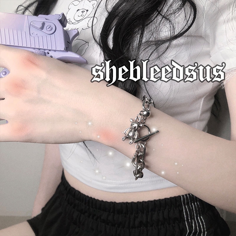 Vòng Tay Thép Titan Mặt Hình Gấu Phong Cách Retro