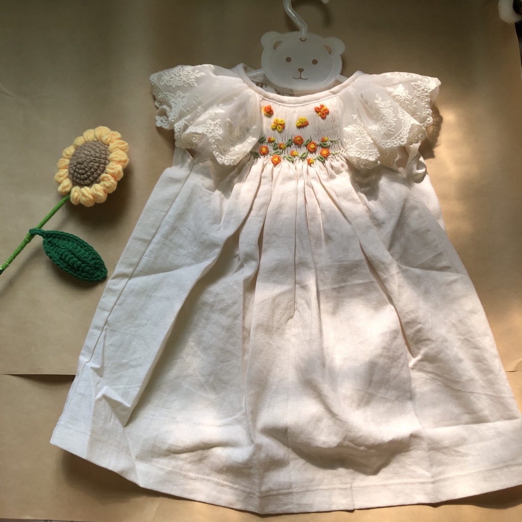 Váy Đầm Smock Cánh Tiên Phối Ren Họa Tiết Thêu Tay Dễ Thương cho bé Gái Caibaby_Store gì