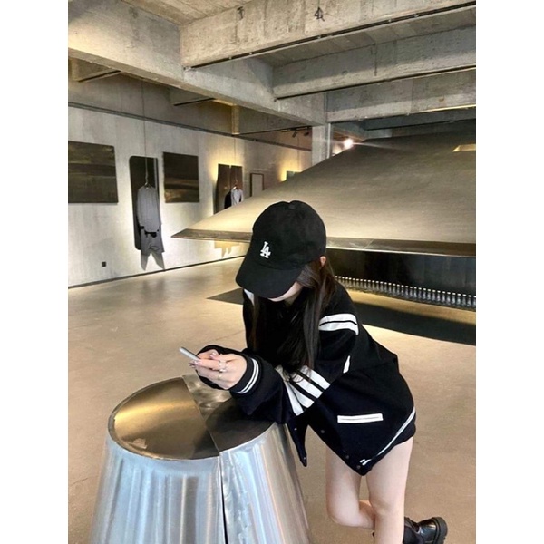 Áo khoác bomber bóng chày sọc tay HT12