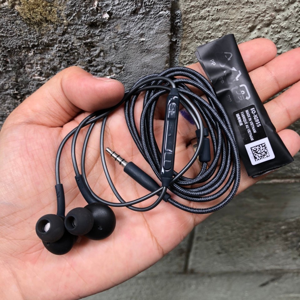 Tai nghe samsung s8/s8 plus Akg zin xịn, nguyên hộp - Uni Shop