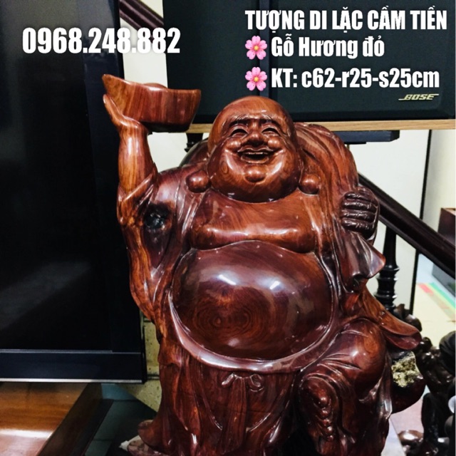 Tượng Di lặc cầm tiền ôm đá tự nhiên gỗ Hương đỏ