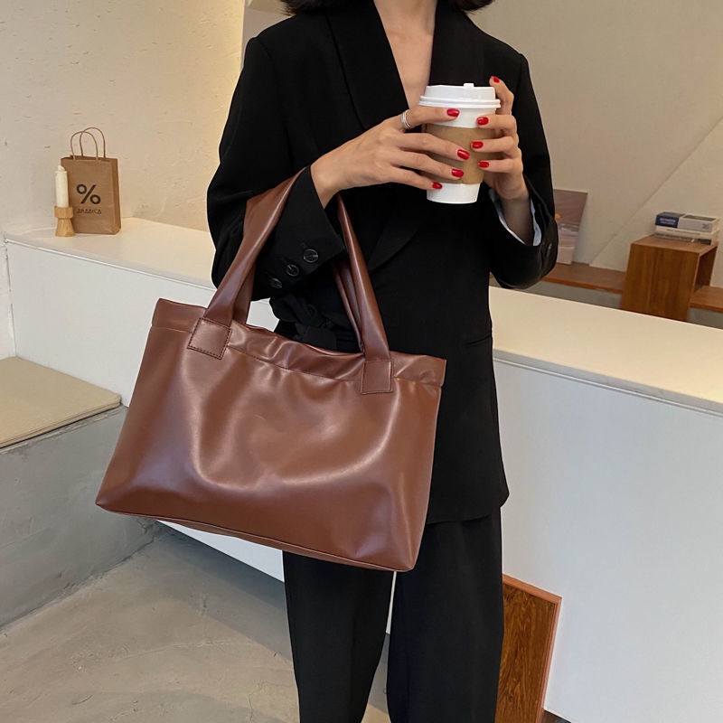 Túi Tote Da PU Mềm Màu Đen / Trắng / Nâu Cỡ Lớn Phong Cách Vintage