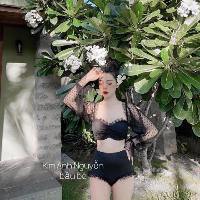 Siêu phẩm bikini đi biển