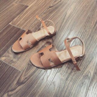Sandal HM