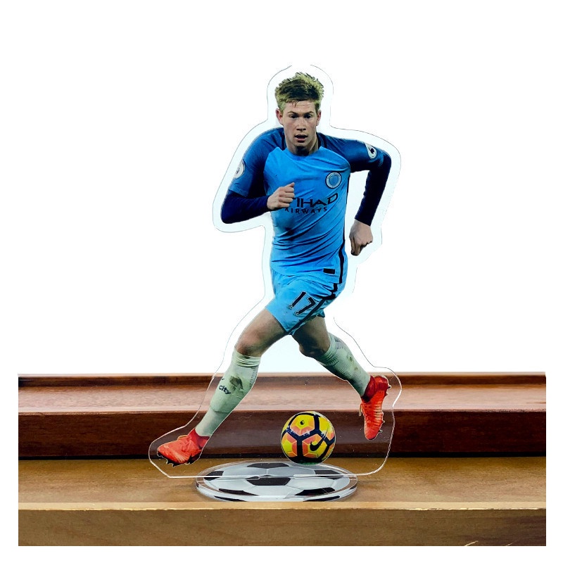 Mô hình tượng cầu thủ bóng đá acrylic cao 14cm