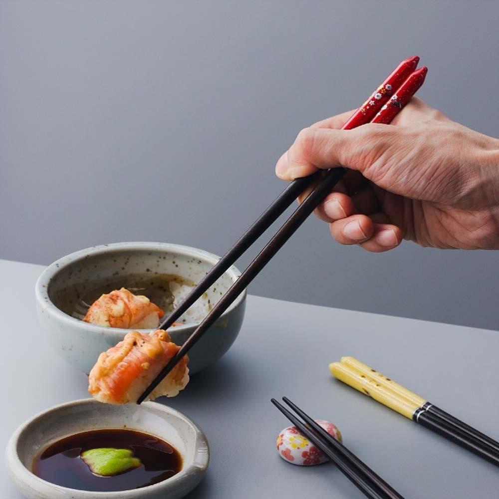 1 / 4 Đôi Đũa Gỗ In Hình Hoa Anh Đào Xinh Xắn