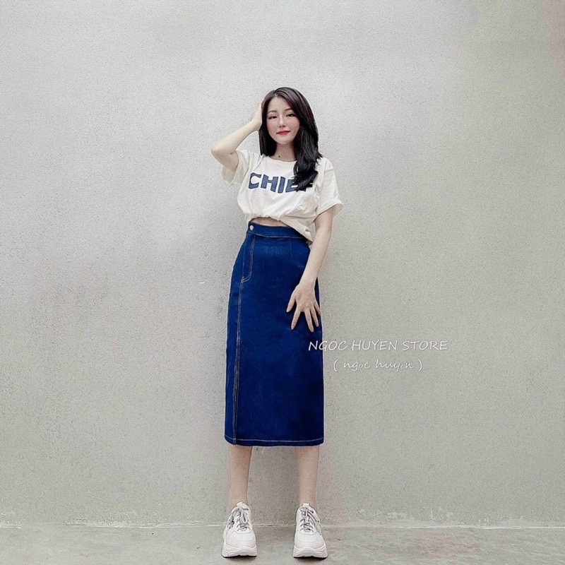 Váy Jean xanh đậm dài qua gối xẻ trước mẫu chân váy dài mới | BigBuy360 - bigbuy360.vn
