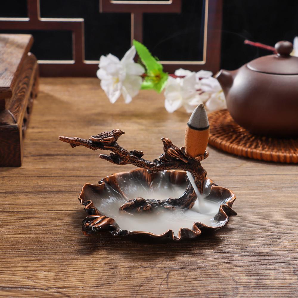 Thác Khói Trầm Hương Hình Lá Sen Trang Trí Nhà Cửa