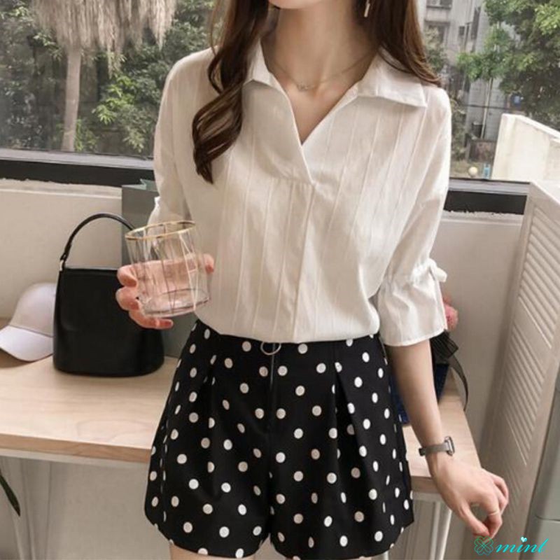 [Mã FAMAYWA giảm 10K đơn 50K] Áo kiểu tay ngắn hoạ tiết kẻ sọc thiết kế cổ chữ V nữ tính | BigBuy360 - bigbuy360.vn
