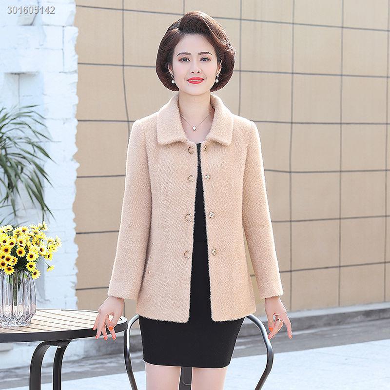 Mother s autumn and winter clothes foreign style ferret fleece jacket middle-aged women s autumn coat middle-aged and elderly short coat temperament top