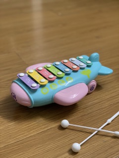 Đàn xylophone máy bay cho bé