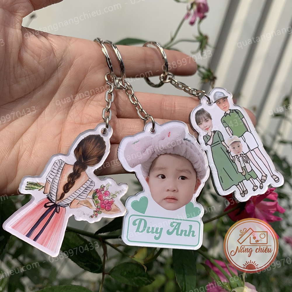Móc khóa treo balo, treo xe, phụ kiện balo, túi xách hình cô gái, hình cắt chibi theo yêu cầu ., chất liệu mica sáng bón