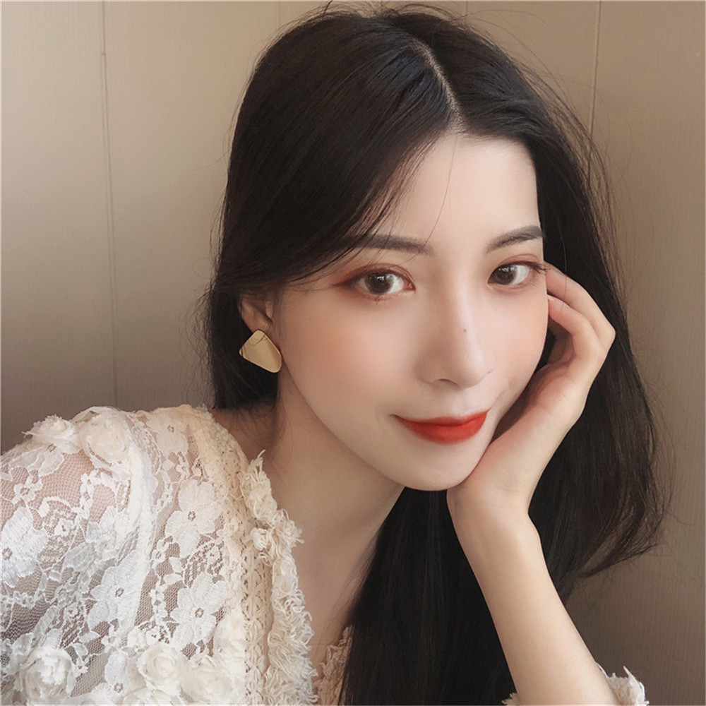 Khuyên Tai Nữ Trang Dáng Dài Tạo Hình Độc Đáo