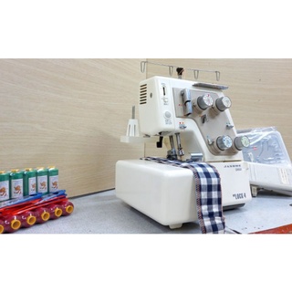 💥💥💥💥💥Máy vắt sổ janome 4 ống chỉ