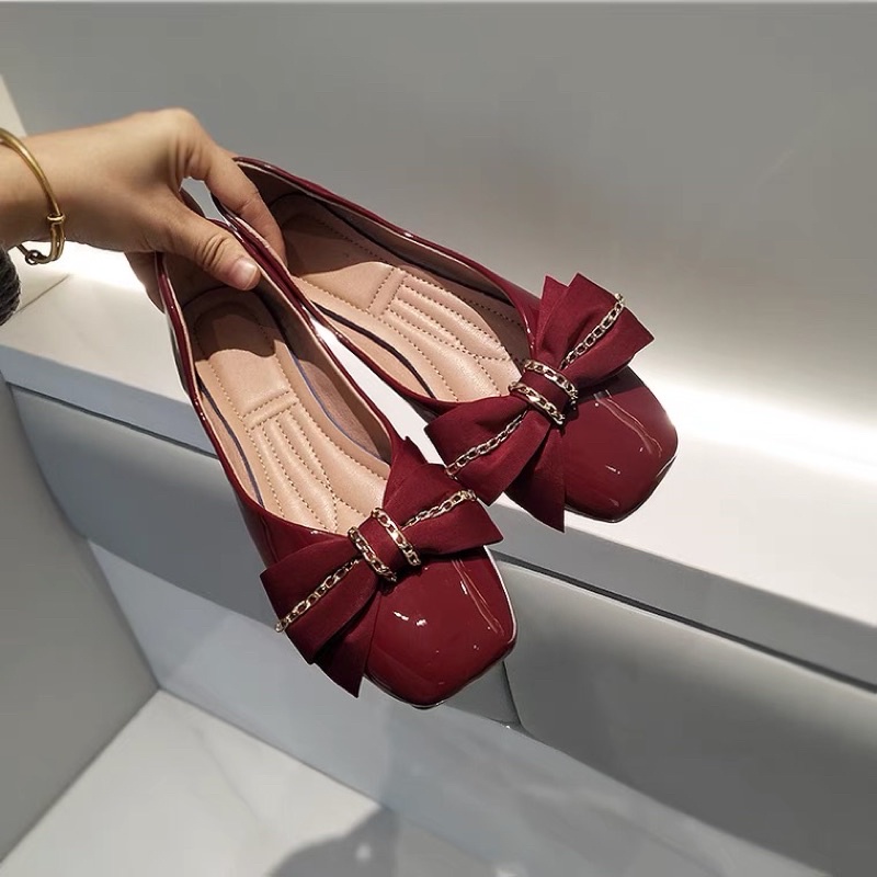 Giày búp bê đế bằng nơ đỏ da bóng giày Marry Sue