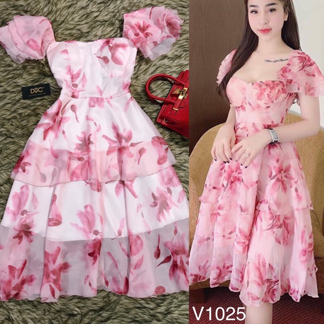 Váy hoa hồng
