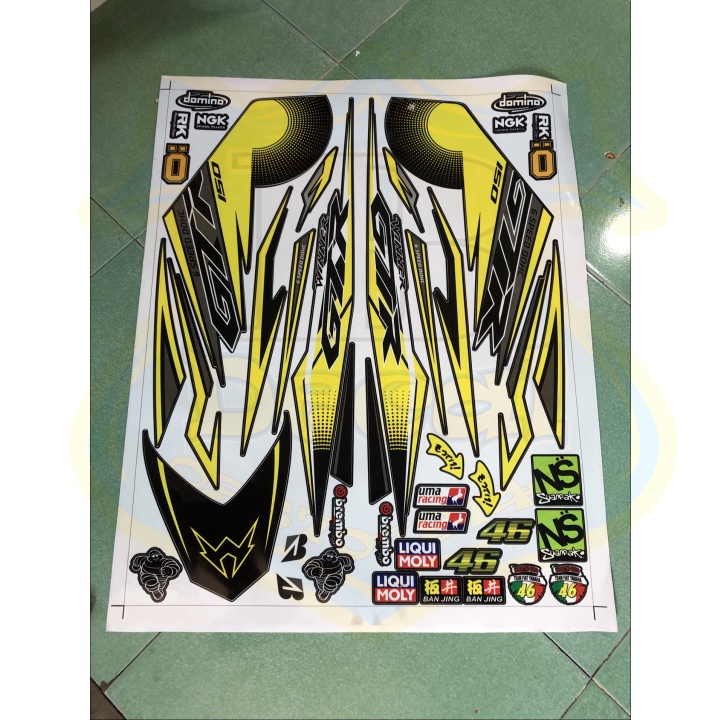 ( Quí khách vui lòng mang ra tiệm cho thợ dán ) Tem winner vàng đen