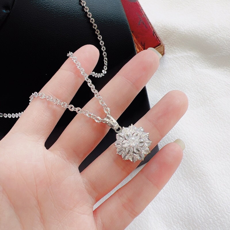 Dây chuyền công kèm mặt đá hoa titan cam kết không đen không gỉ