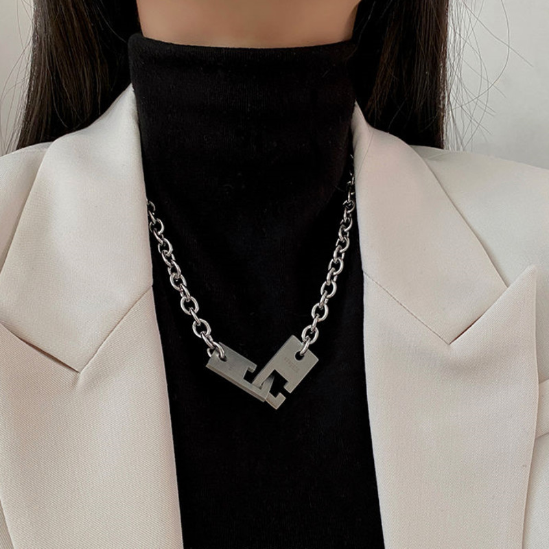 Vòng cổ thép titan dày thời trang cá tính cho nữ