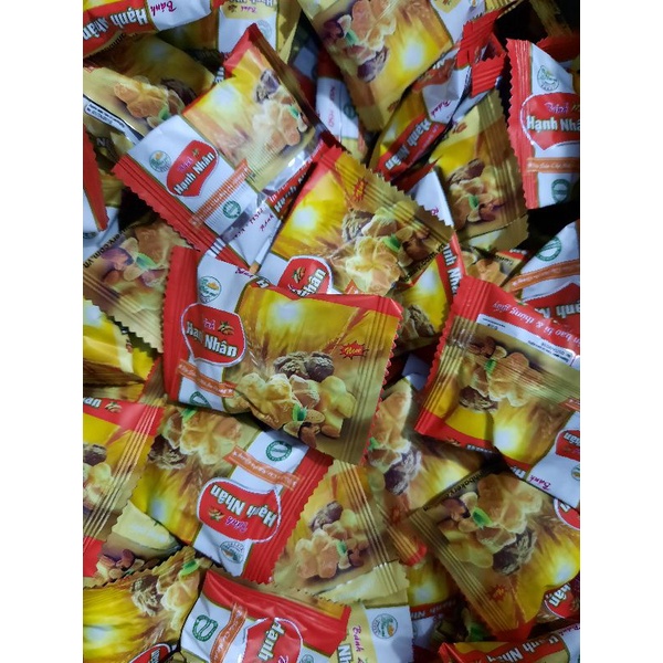 Bánh hạnh nhân Tiến Anh