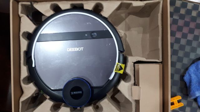 Robot hút bụi lau nhà Deebot Ecovacs DE33 - Hàng trưng bày nhập khẩu nguyên hộp