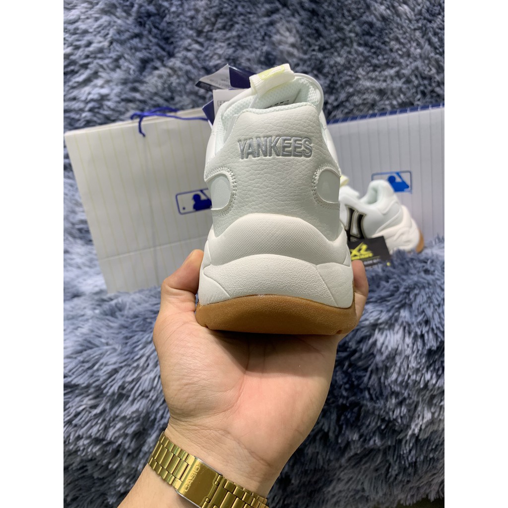 [X2MAN STORE TẶNG LỌ VỆ SINH]  giày thể thao tăng chiều cao đế nâu