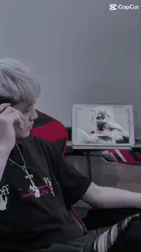 Áo thun With-Off nét từng đường kim mũi chỉ | BigBuy360 - bigbuy360.vn