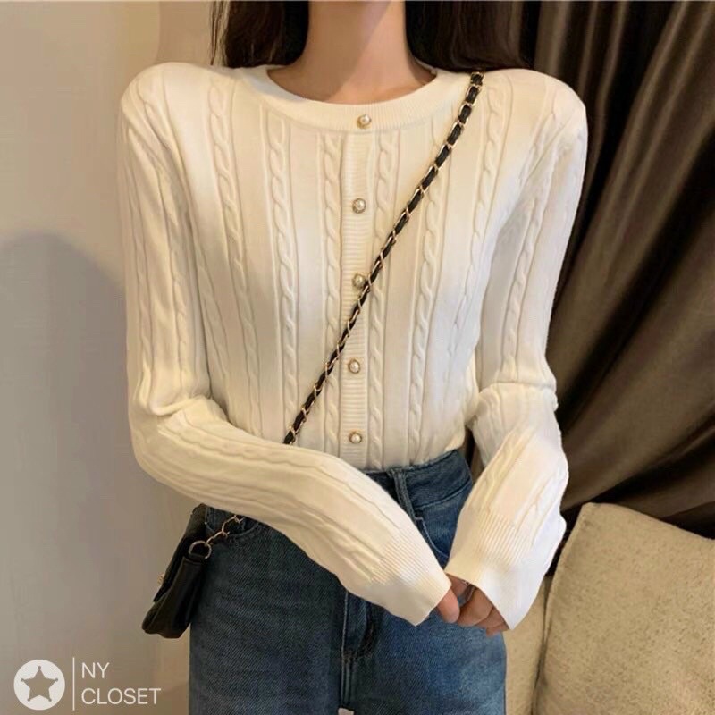 Áo len vặn thừng cúc ngọc