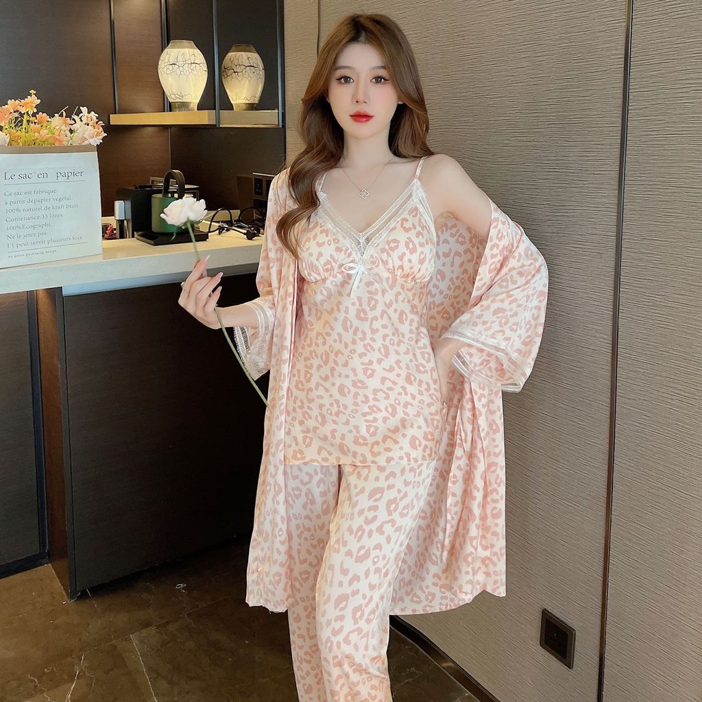 Bộ Đồ Ngủ Lụa 3 Món Phối Ren Gợi Cảm Dành Cho Nữ