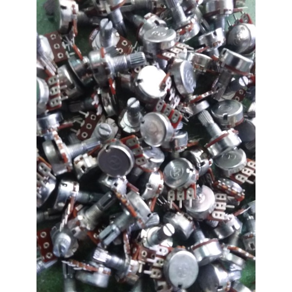 10 CHIẾC VOLUME 3 CHÂN XẢ HÀNG