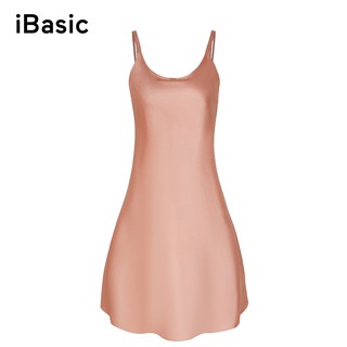 Đầm ngủ satin cổ tròn iBasic SW036