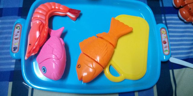 Đồ Chơi Nhà Bếp Cắt Tôm Cua Cá 🦐🦀 còn hình 7-8