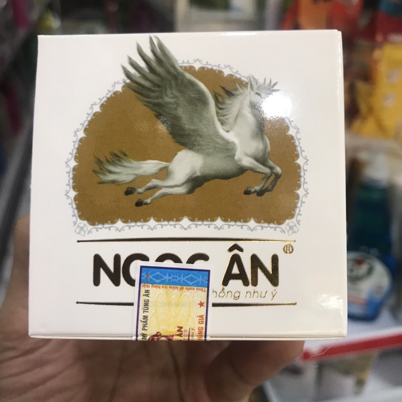 kem nám Ngọc Ân 12g(4 màu)