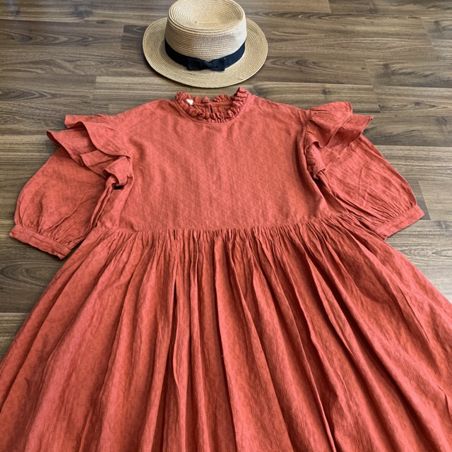 Đầm cam babydoll tiểu thư