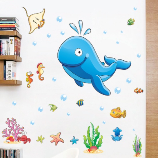 Decal trang trí tường - Chú cá voi dưới biển