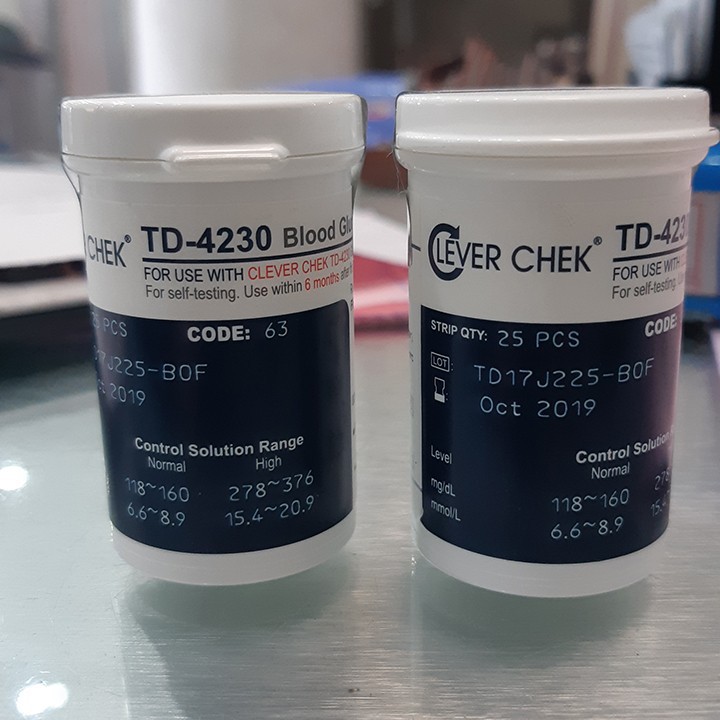 Que tiểu đường Clever Chek TD 4230 (hộp 25 que) sản xuất tại Đài Loan theo công nghệ Đức