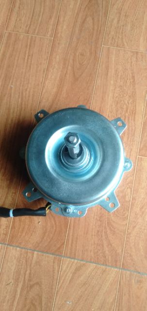 Tặng kèm tụ khi mua Motor quạt hơi nước DAIKIO 130W