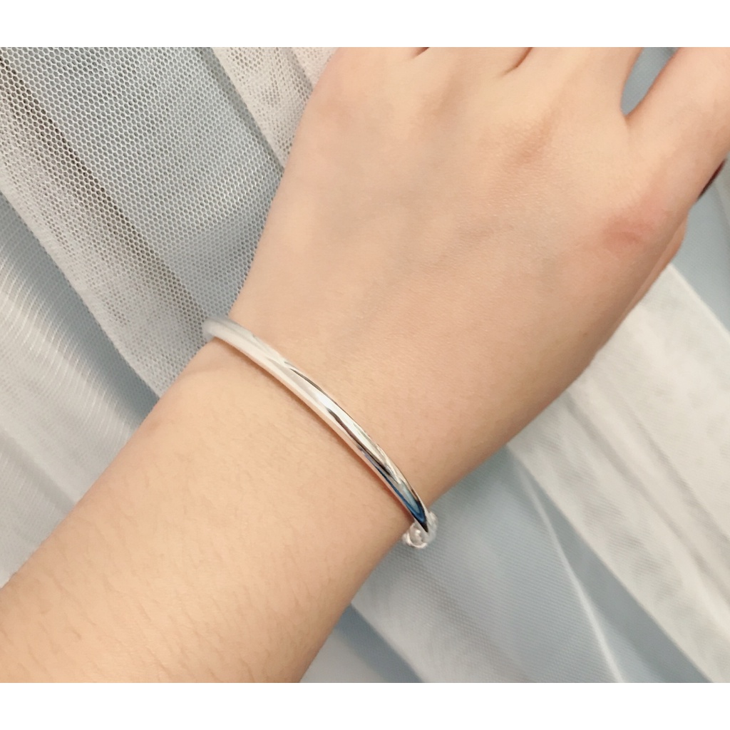 Kiềng tay-Lắc tay bạc cứng DaLiA Jewelry có thể tự điều chỉnh size theo ý muốn