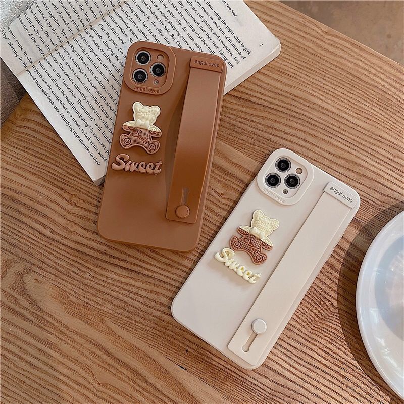 Ốp lưng iphone kèm móc đeo tay fashion gấu smile 7plus x xsmax 11 11promax 12 12pro 12promax 13 13pro 13promax DT19