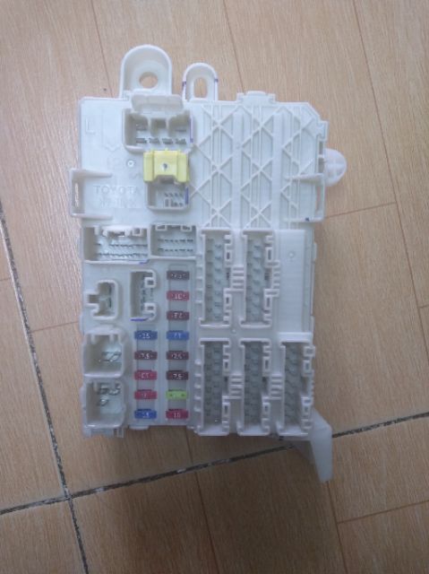 Cầu chì taplo Toyota Innova