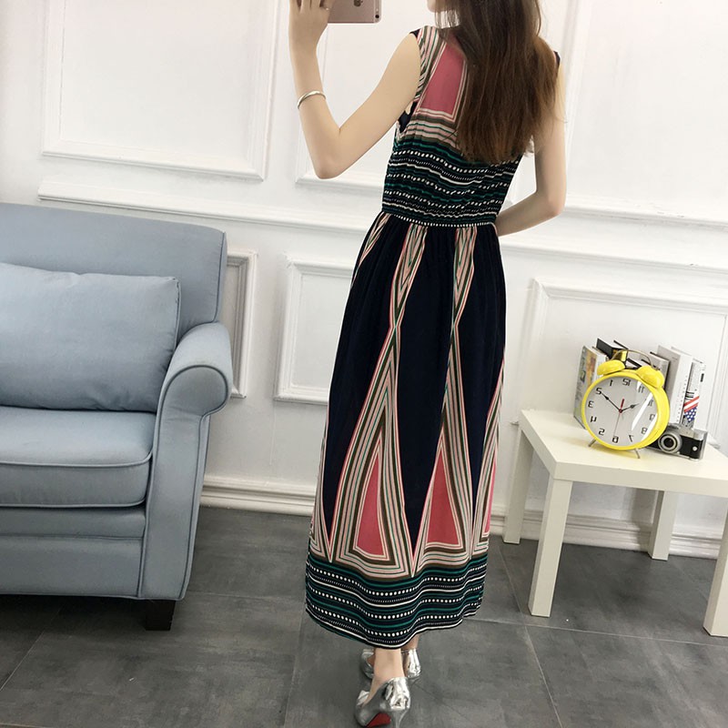 Đầm không tay dáng dài cổ V phong cách Bohomian | BigBuy360 - bigbuy360.vn