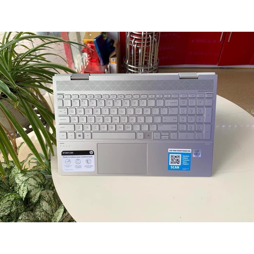 LAPTOP HP ENVY X360