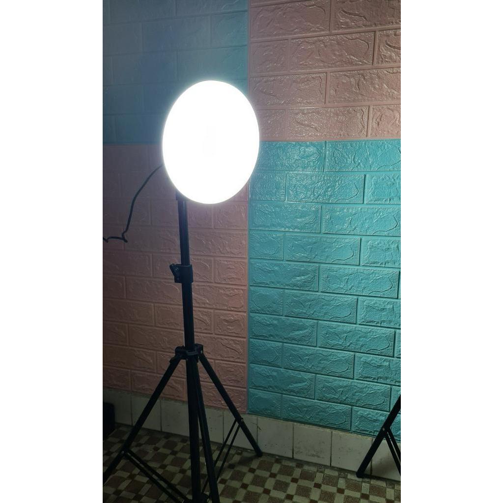 Đèn LED Studio , LIvestream , Spa , Live Led 50w,Chuôi e27 LR ,Chân Đứng 2m có thể điều chỉnh được