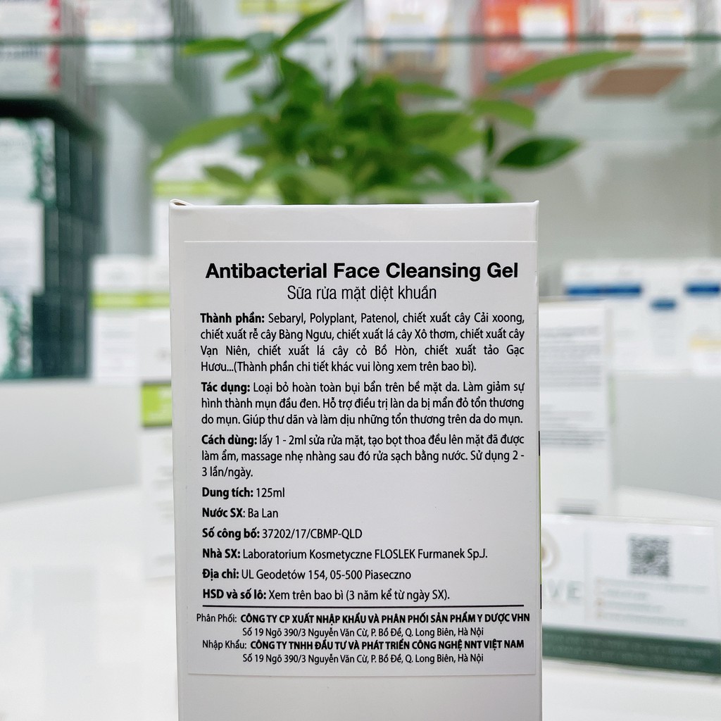 Sữa rửa mặt ngăn ngừa mụn FlosLek Antibacterial Face Cleansing Gel