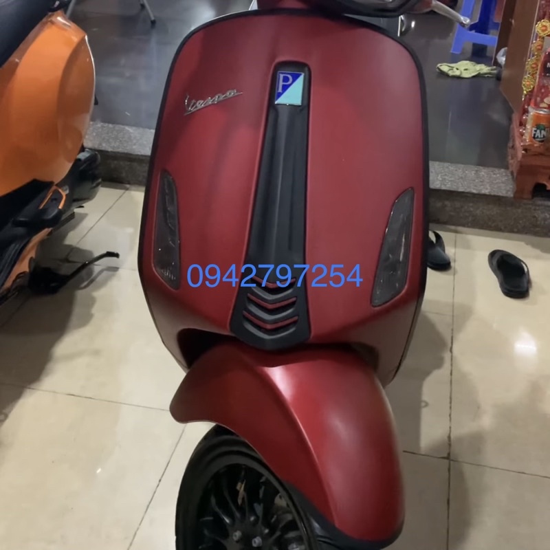 Sơn xe máy Vespa màu Đỏ mờ P090-2K Ultra Motorcycle Colors