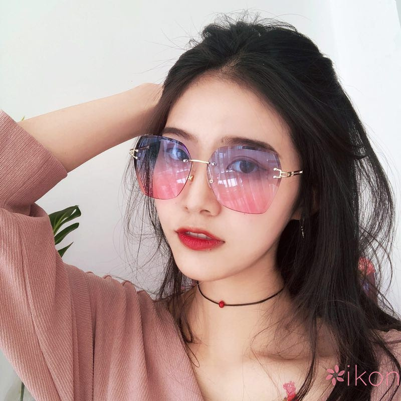 Kính mát mắt mèo thời trang nữ gentle monster | BigBuy360 - bigbuy360.vn