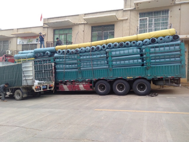 Thảm cỏ nhân tạo trải sân vườn, trường mầm non