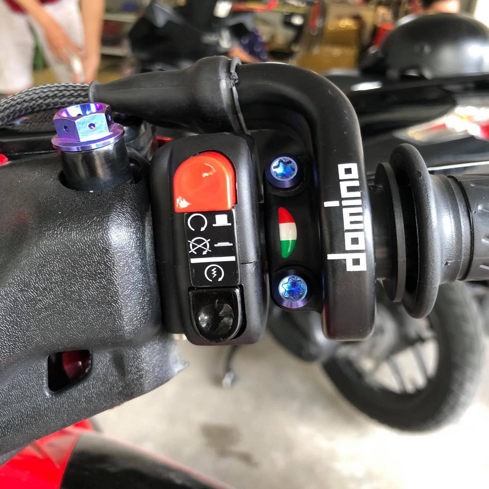 Cùm tăng tốc domino  Dùng cho Winner satria raider sonic ware sirius....