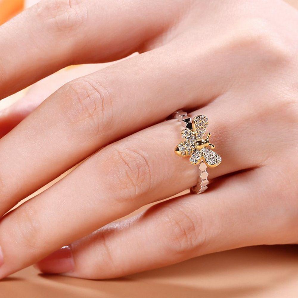 Nhẫn Hình Con Ong Đính Ngọc Trai Dễ Thương|Váy Cưới Cô Dâu Sang Trọng Quý Phái|Con Ong Vàng
